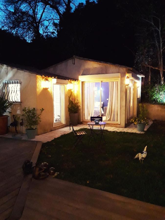 Dans Un Jardin Bb Et Jacuzzi Bed & Breakfast Mandelieu Exterior foto